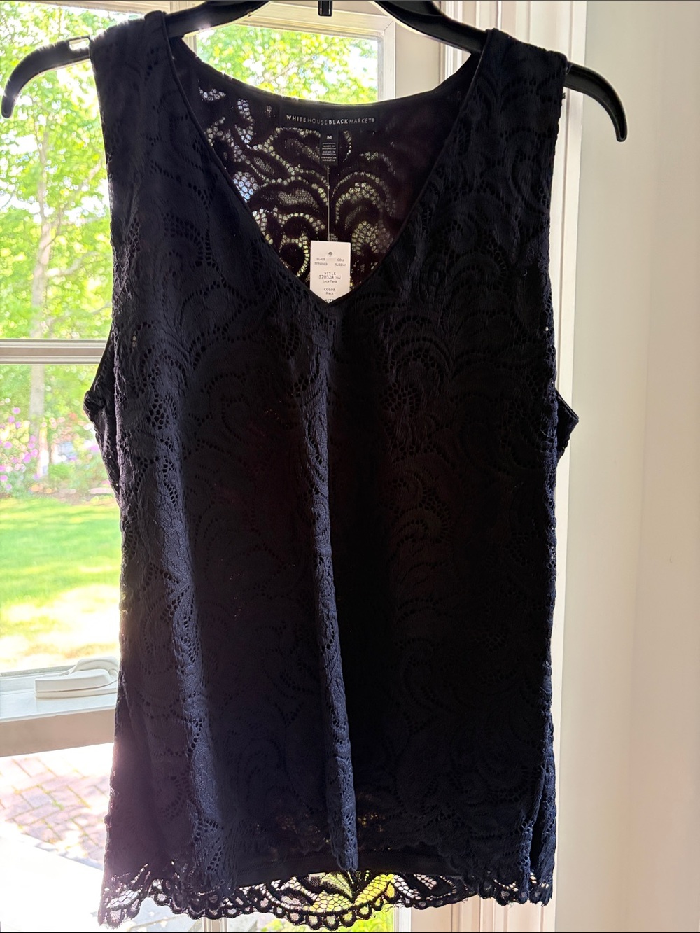 White House Black Market black lined Lace V-Neck Sleeveless Camisole. NWT